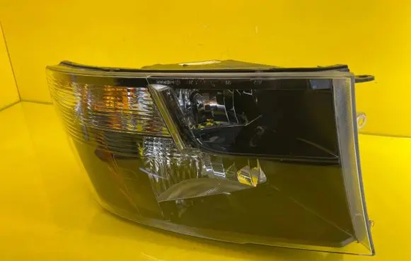 Dodge RAM 1500 DS Headlight/headlamp 68270497AE