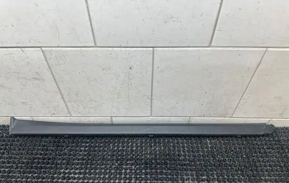 Porsche Cayenne (92A) Side skirt rear trim 7P5853540