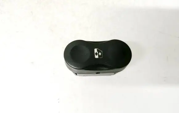 Dacia Sandero Electric window control switch e30607 602227