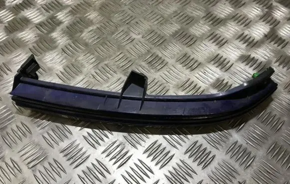 Opel Zafira A Under headlight/headlamp trim 90580652
