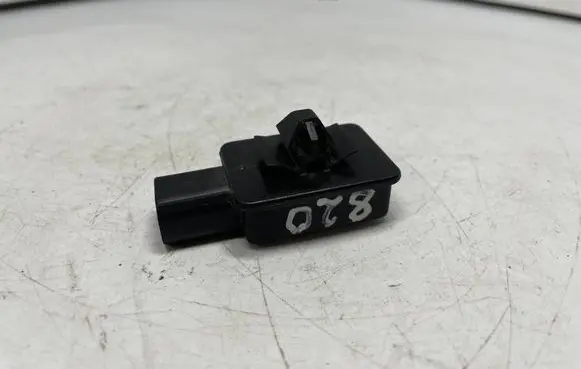 BMW X3 F25 AUC sensor 9123861 64119123861 9350423