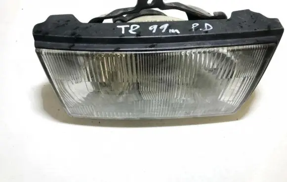 Isuzu Trooper Headlight/headlamp 1431