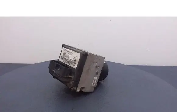 Volkswagen PASSAT B6 ABS Pump 3C0614109D