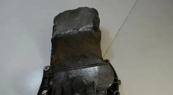 Audi A4 S4 B5 8D Oil sump 058103603