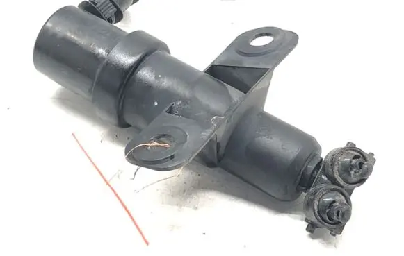 Mazda 5 Headlight washer spray nozzle 
