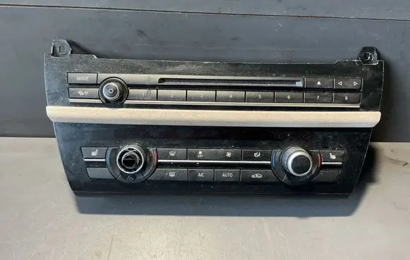 BMW 5 F10 F11 Climate control unit 9389025 0002471173