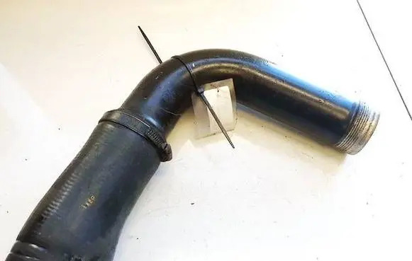 Intercooler hose/pipe