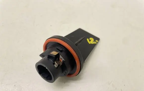 Volkswagen Caddy Rear tail light bulb 