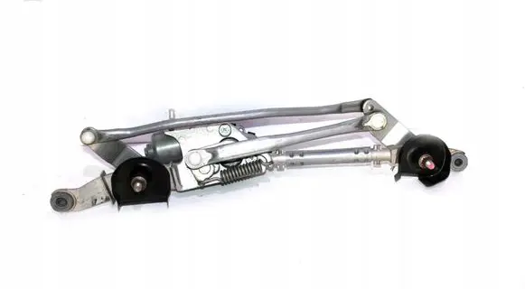 Toyota Auris E210 Front wiper linkage and motor