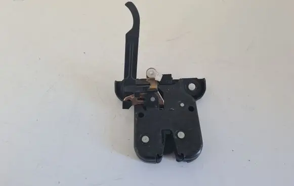 Audi A3 S3 A3 Sportback 8P Tailgate/trunk/boot lock/catch/latch
