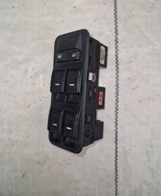 Land Rover Discovery 3 - LR3 Electric window control switch Yud501540pvj
