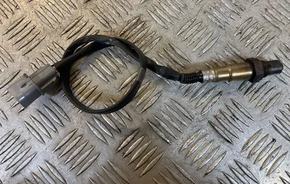 Hyundai i30 Lambda probe sensor 392102B320 9025030028