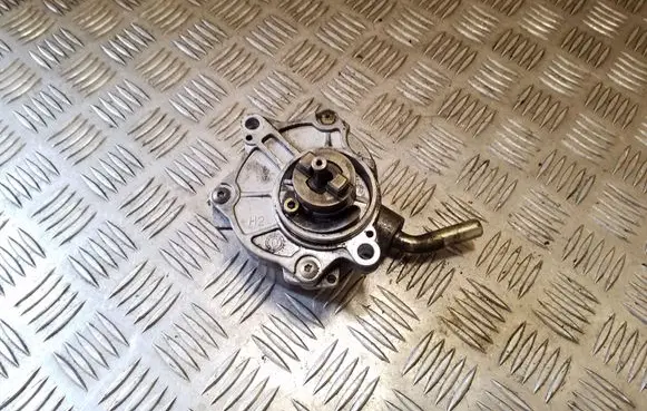 Mercedes-Benz ML W163 Vacuum pump A6282300065