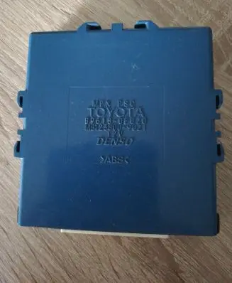 Toyota Corolla Verso E121 Combustion control unit/module 896180F020 MB1238009021