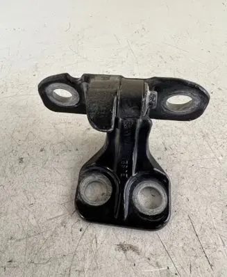 Land Rover Discovery Sport Rear door upper hinge 