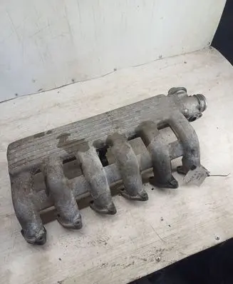 BMW 5 E34 Intake manifold 22450279 1563752073