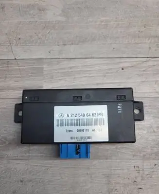 Mercedes-Benz E W212 Air suspension control unit module (rear) A2125406462 00406119