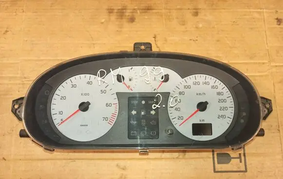 Renault Megane I Speedometer (instrument cluster) P7700427902A P7700427902