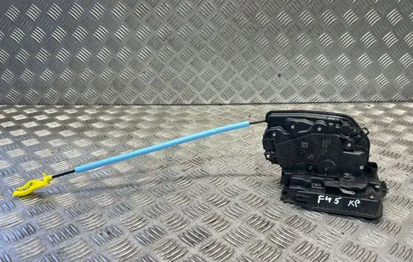 BMW 2 F45 Front door lock 7281931
