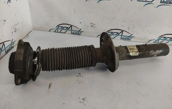 Volkswagen Touran I Front shock absorber/damper 824904000367