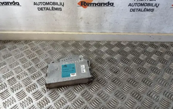 Volkswagen Golf III ABS control unit/module 1H0907379B