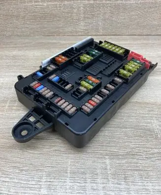 BMW 3 F30 F35 F31 Fuse module 9261110