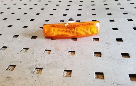 Land Rover Freelander 2 - LR2 Front fender indicator light 5H2213K309A