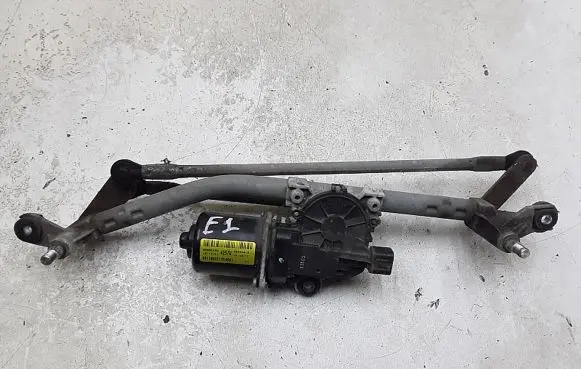 Front wiper linkage