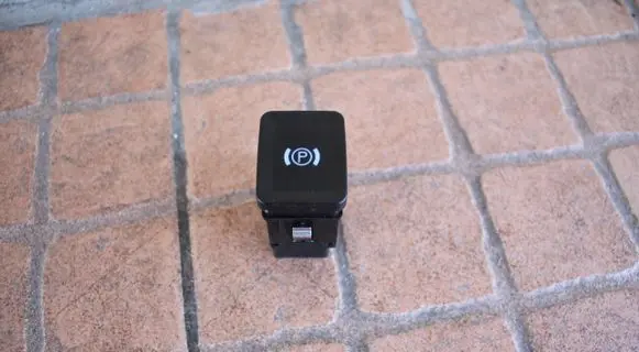 Volkswagen PASSAT B6 Hand parking brake switch 