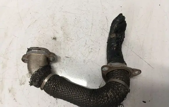 EGR valve line/pipe/hose