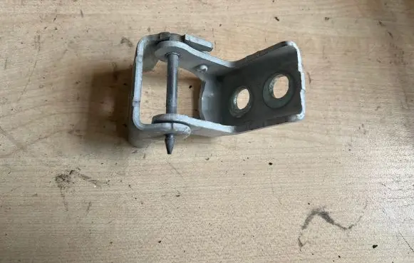 Peugeot 301 Front door upper hinge