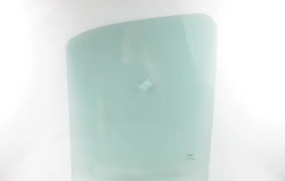 Iveco Daily 3rd gen Front door window glass four-door