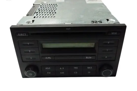 Volkswagen Polo IV 9N3 Radio/CD/DVD/GPS head unit 6Q0035152D