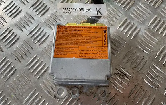 Nissan Qashqai Airbag control unit/module 98820EY10B