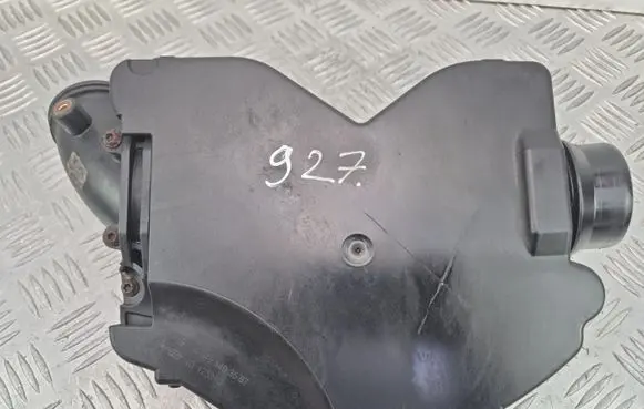 Mercedes-Benz E W212 Intake resonator A6421403587 4012381C