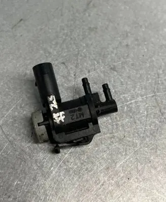 Nissan X-Trail T30 Turbo solenoid valve 1k0906283