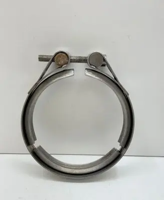 Volvo XC60 Muffler pipe connector clamp 31219900