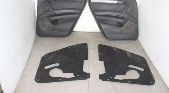 Audi Q7 4L Rear door card panel trim