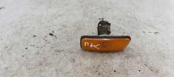 Nissan Patrol Y61 Front fender indicator light 615212V6W
