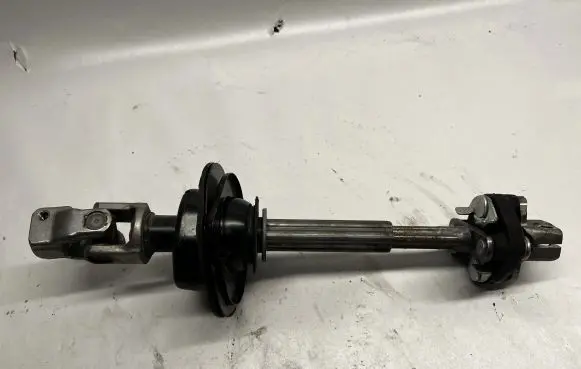 Ford Mustang VI Steering column universal joint FR3C3E751AG