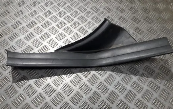 BMW X3 E83 Rear sill trim cover 51473402062 22339910ge