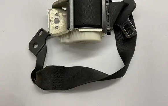 Mercedes-Benz E W212 Set of seat belts 