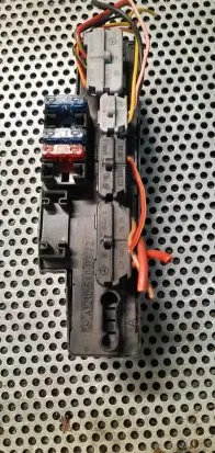 Mercedes-Benz E W210 Fuse module A2105400372