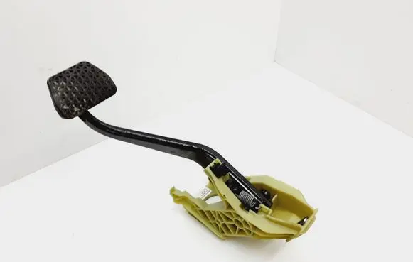 BMW X5 E70 Brake pedal 6769403