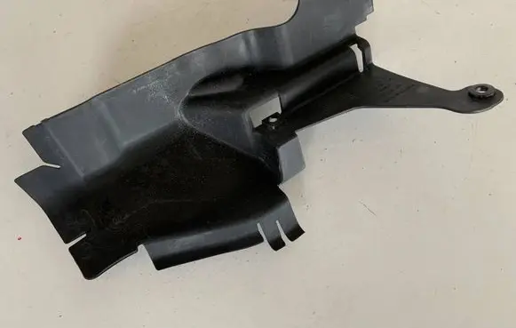 Volvo V60 Intercooler air guide/duct channel 31425136
