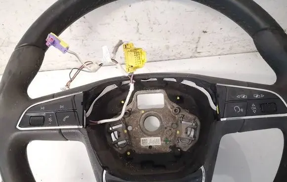Seat Ibiza IV (6J,6P) Steering wheel buttons/switches 5F0919719B