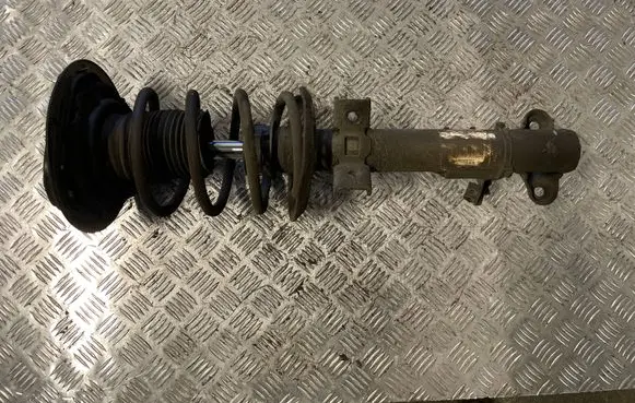 Mercedes-Benz E W212 Front shock absorber/damper A2123201913