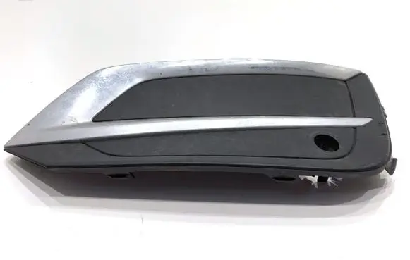 Volvo XC60 Front bumper lower grill 31449213