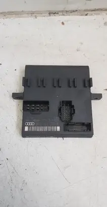 Audi A4 S4 B6 8E 8H Light module LCM 8E0907279E