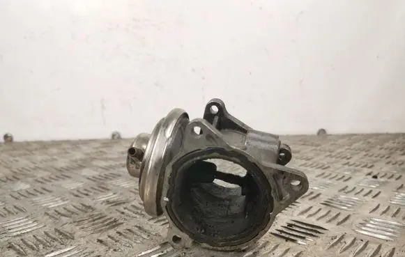 Mitsubishi Outlander EGR valve 038129637D